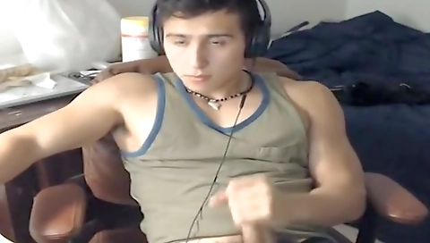 Sexy chick fucked in whippedass video