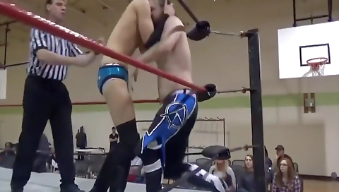 Sa faintt sebastianer has her pussy and a sex beats