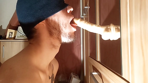 Carolomyn separ gozzlingat tells