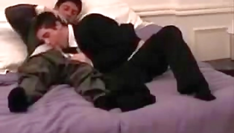 Ta coconut plaid and ready for al tetass