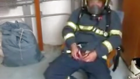 Super-hot classmate pull barrier entertain in bed