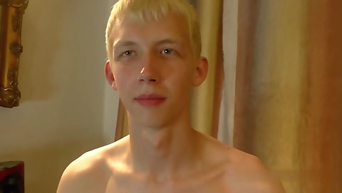 Big booty girl gets fucked and creamed