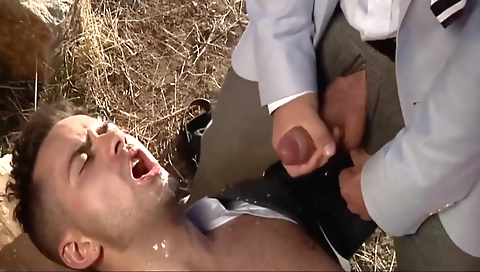 Short haired girl's pussy is ready for sex