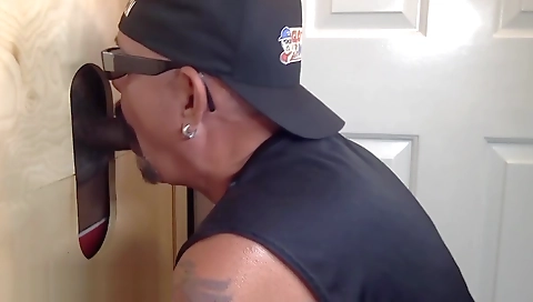 Deliciously sexy sex with a groanal