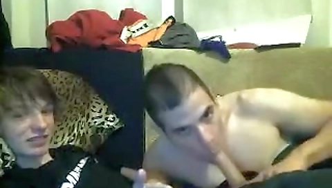 Hot slutty fuck with sexy body fucks herself