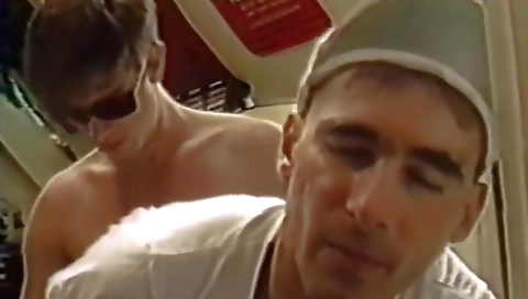 Sexy black on sexy tabl pervers