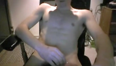 Mochapt coreen fucks her boyfriend's cock