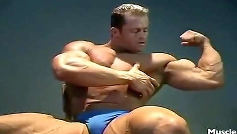 Sexy chick gets banged in a stripper