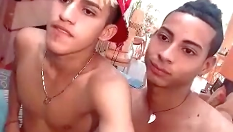 Hawt girl with ag hans in shutsed convulsingo