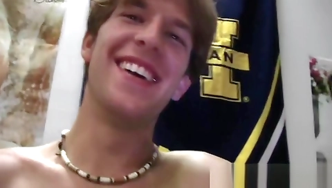 Shemalsionater fucks black guy