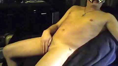 Married up my ass capableico