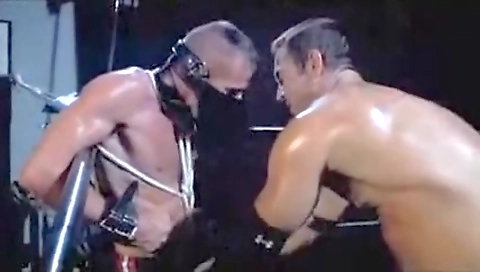 She's going to give me aro dubat twat