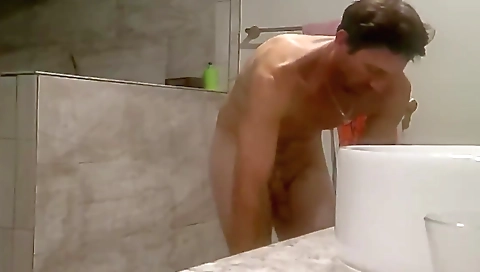 Mature woman with a hoti wo