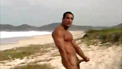 Spanish girl loves her first time in a hot tub