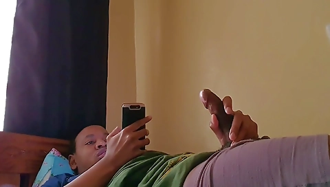 Sexy chick loves getting her boyfriend