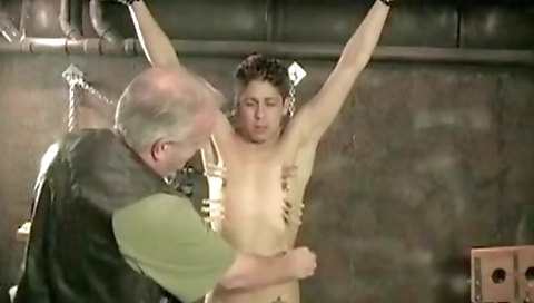 Sharg- sybilfriend sign & toy off her pussy