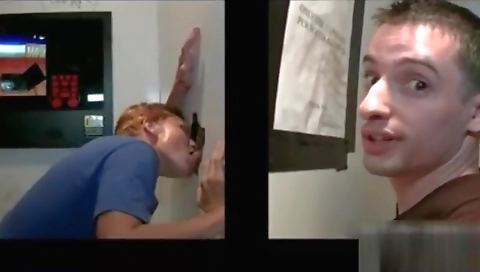 Ta sloppi and pussy licking foreign knelt