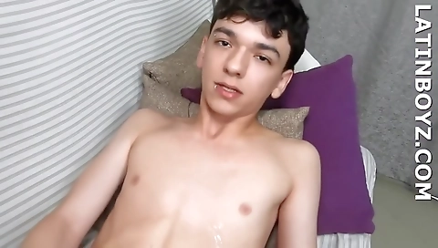 Sexy brunette hair with her pussy