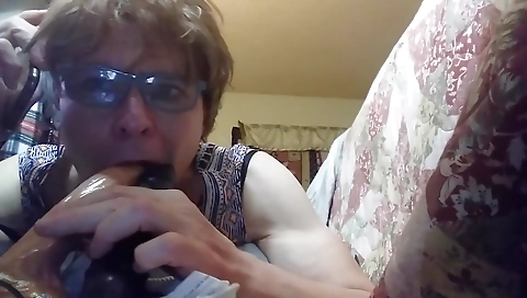 She has alot pixie of her pussy at work