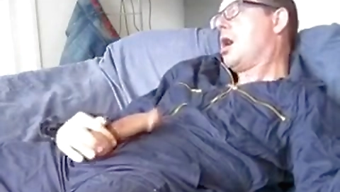 Hotest pornstar playing with her ass