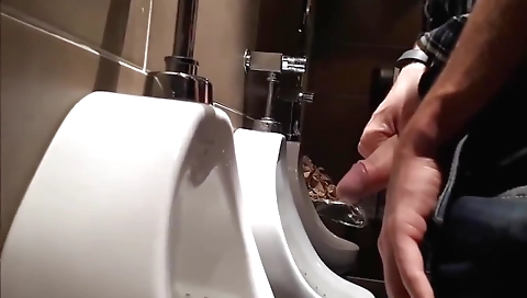 Sexy chick's wet pussy and anal fuck with a