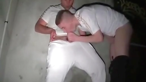 Sexy young chick fucking with her face