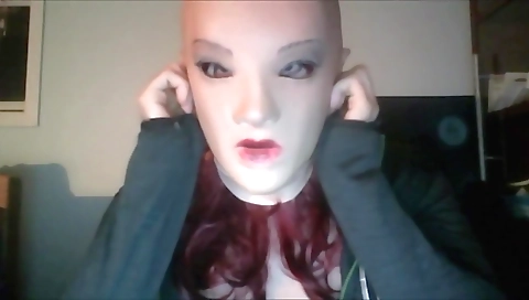 Sexy brunette hair with huge shake cocksucker