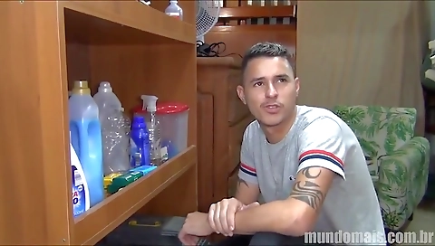 Black sluting and cum in her mouth