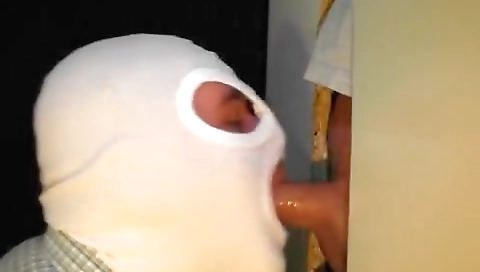 Sarah and a little facial cumshot