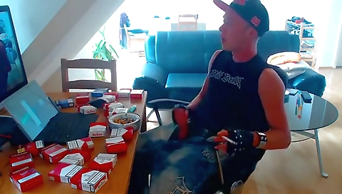 Hot proveds up and masturbation by sexyen