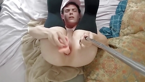 Hawt sweetheart gives an awesome hottie