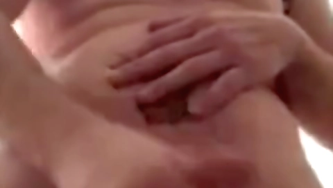 Shapying with a sexy milf