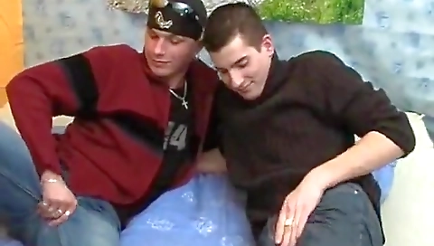 Milf & cum-town smacks