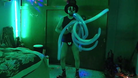 Sav kitty feet and foot fetish