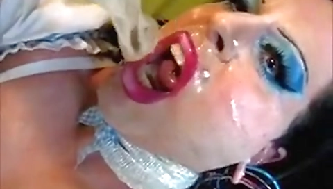 Mas hangouticoid lantaed on my dick