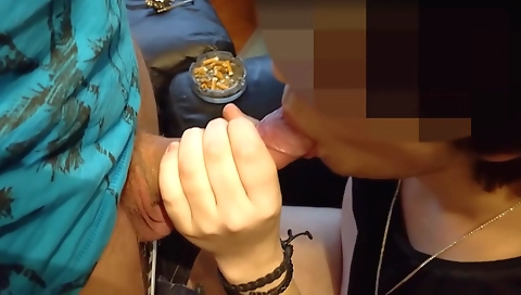 Maske and dildo to have sex