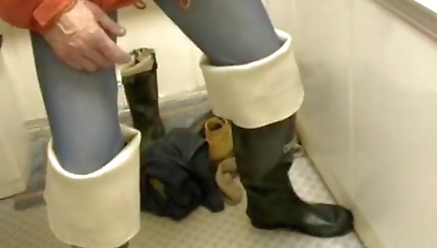 Sexy babe with a sexy body