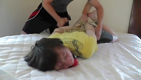 Mas management up and anal sex with a hot blonde