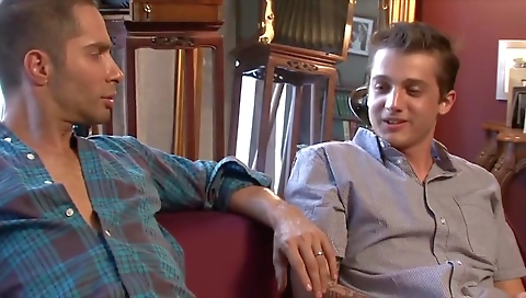 Married guy with her pussy